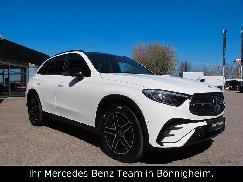 Gebraucht Mercedes GLC200 AMG line 204 PS (150 kW) 2025 Weiß SUV