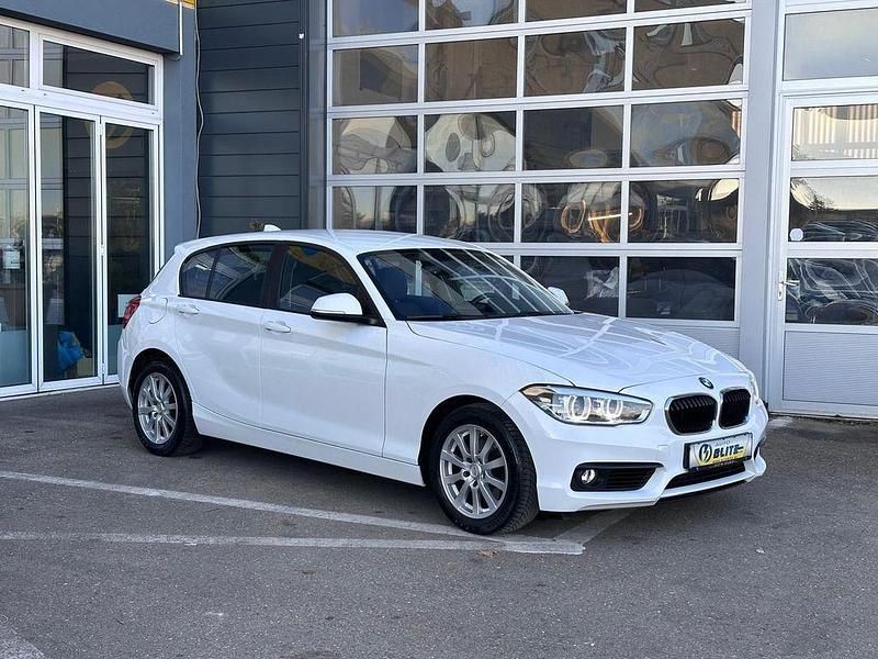 Gebraucht BMW 120 Advantage 190 PS (139 kW) 2015 Weiß Kleinwagen