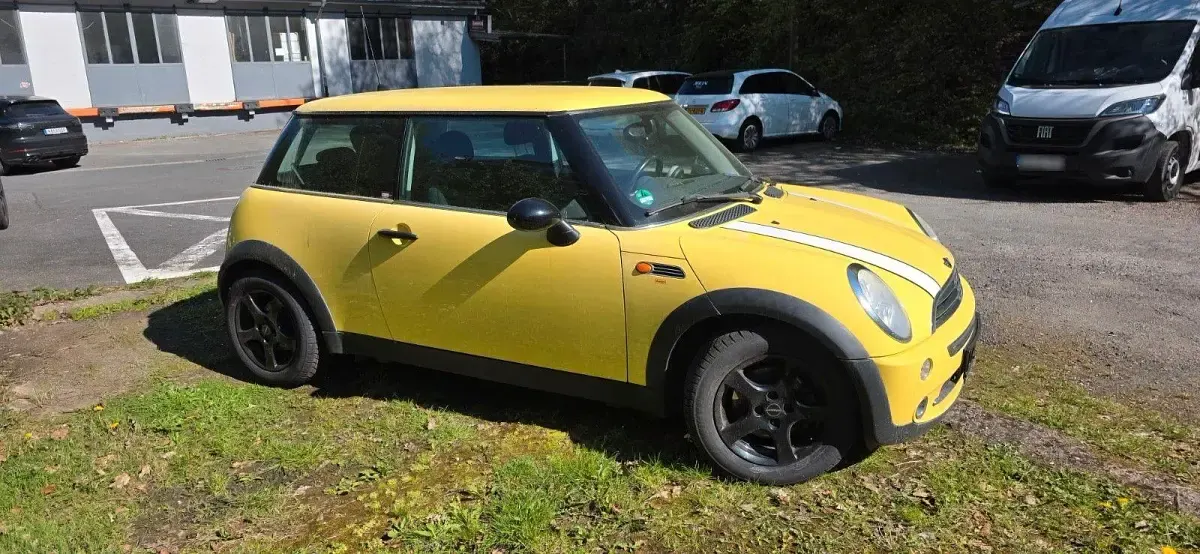Usata Mini ONE 90 CV (66 kW) 2005 Giallo Utilitaria