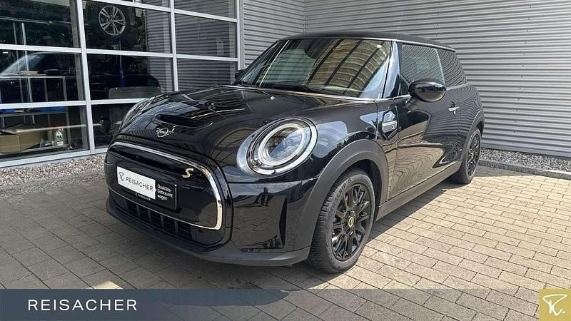 Midnight black metallic Gebraucht 2022 Mini Cooper Coupé Classic Coupé | 17.990 € (Fairer Preis) - Bild 1/4