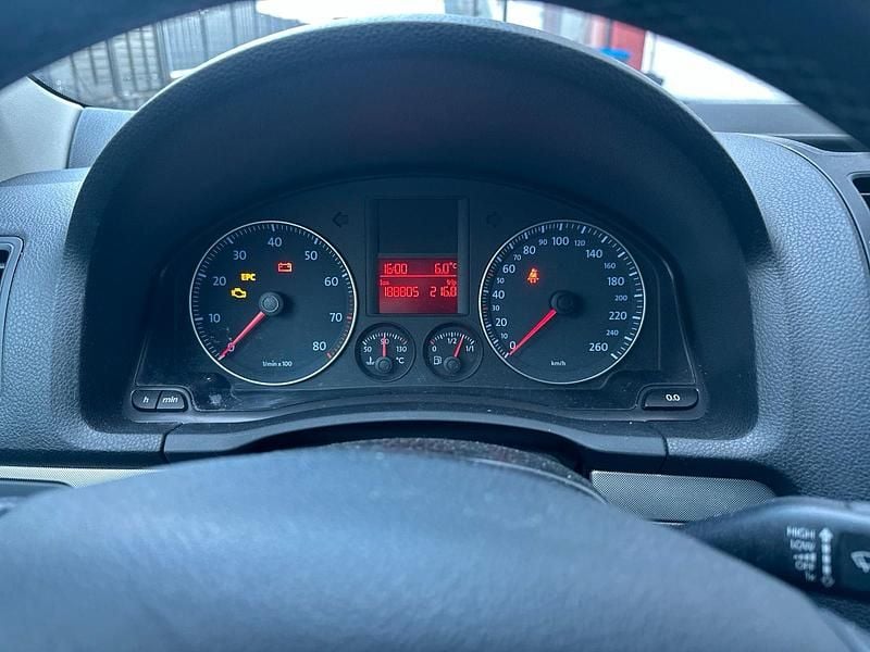 Gebraucht VW Golf VI 102 PS (75 kW) 2008 Silber Kleinwagen