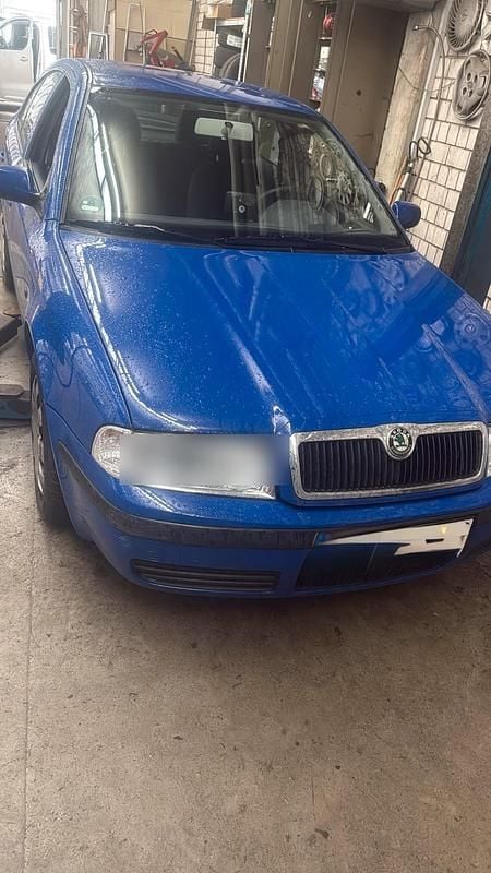 Gebraucht Skoda Octavia 101 PS (74 kW) 2009 Blau Limousine