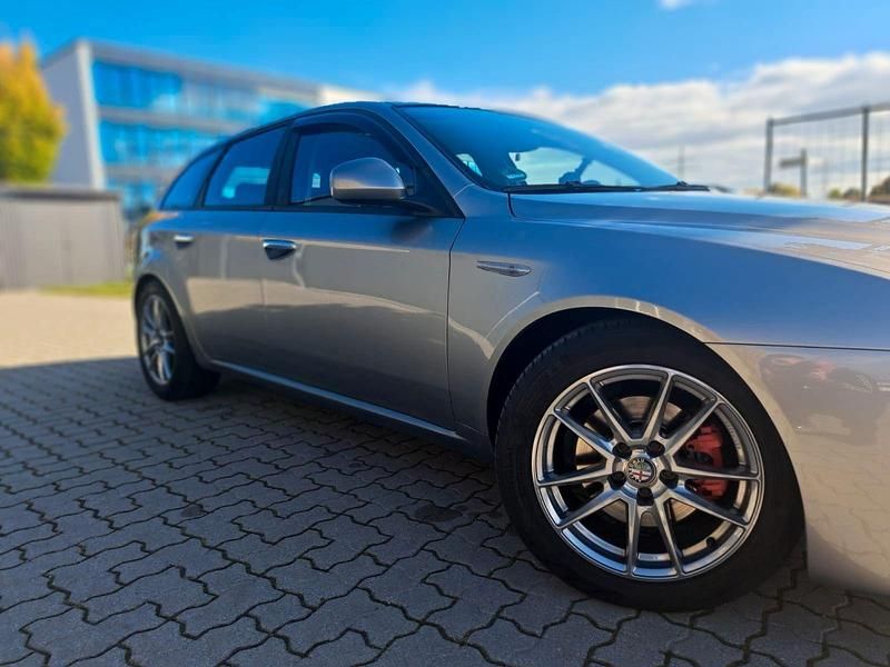 Gebraucht Alfa Romeo 159 Impression 150 PS (110 kW) 2007 Silber Kombi