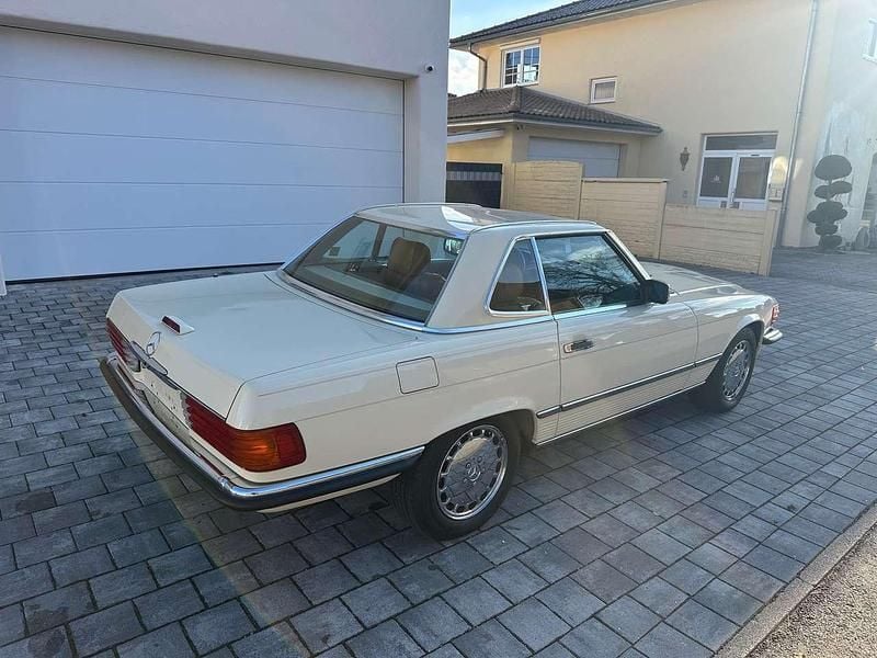 Gebraucht Mercedes 560 230 PS (169 kW) 1988 Beige Cabrio