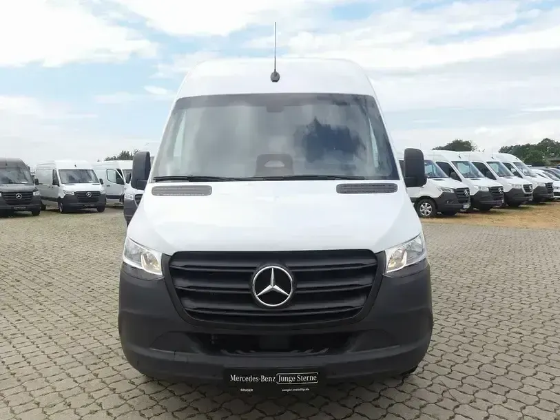 Gebraucht Mercedes Sprinter 170 PS (125 kW) 2025 Andere Van