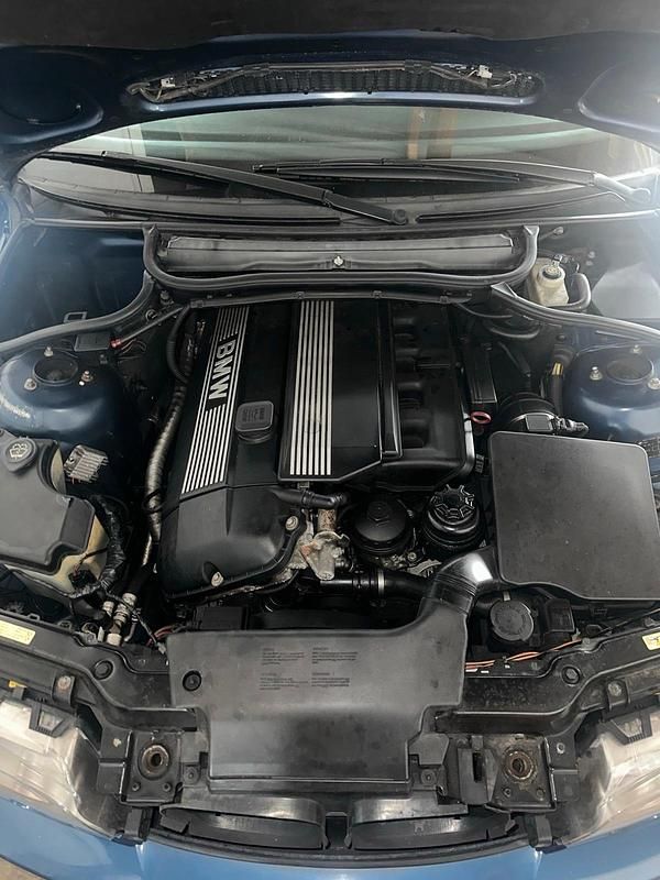 Gebraucht BMW 330 Basis 231 PS (169 kW) 2002 Blau Coupé