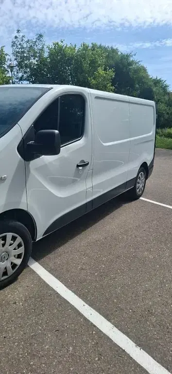Gebraucht Renault Trafic 145 PS (106 kW) 2019 Weiß Van / Kleinbus