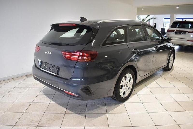 Gebraucht Kia Ceed Sportswagon 159 PS (116 kW) 2024 Grau Kombi