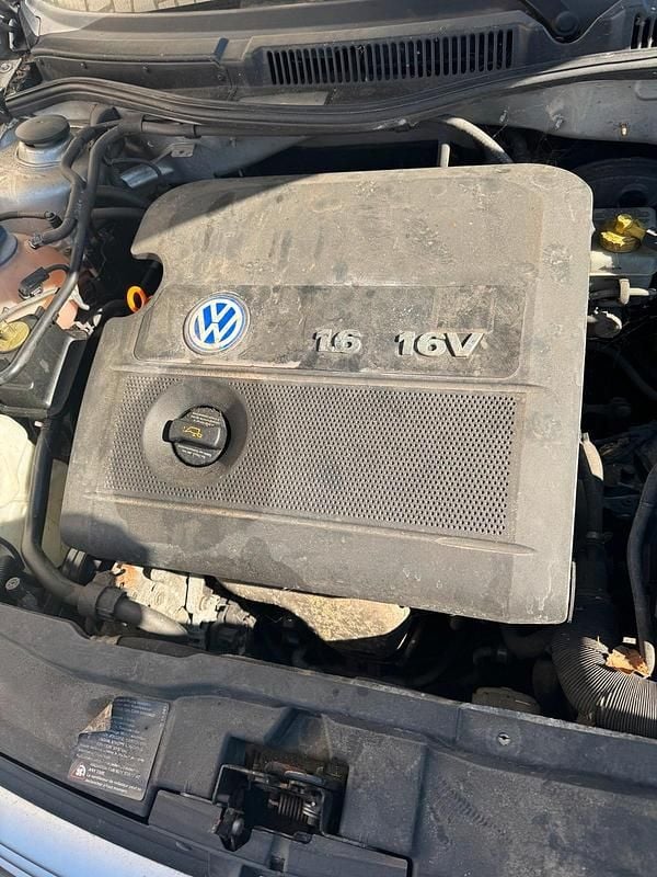 Gebraucht VW Golf IV 2003 Silber Kleinwagen