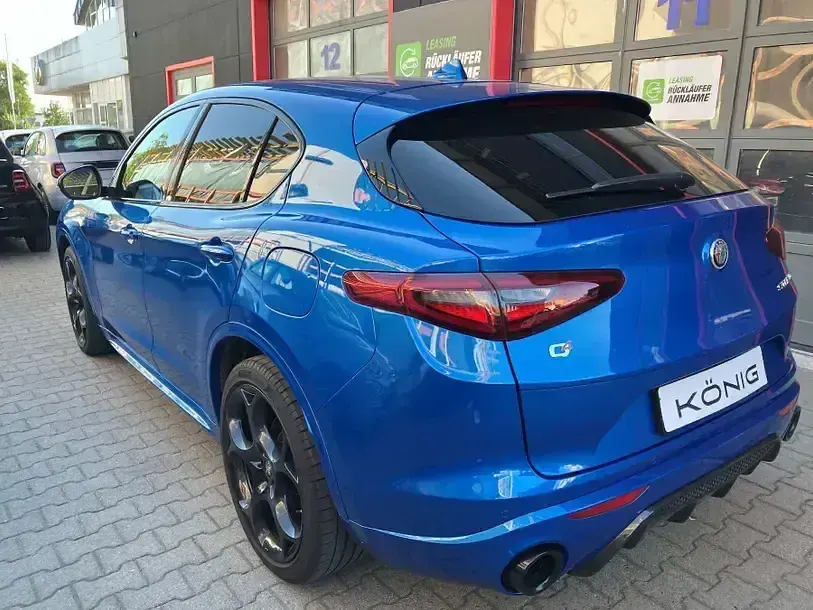 Gebraucht Alfa Romeo Stelvio Veloce 280 PS (205 kW) 2022 Colore esterno (blu misano, me SUV