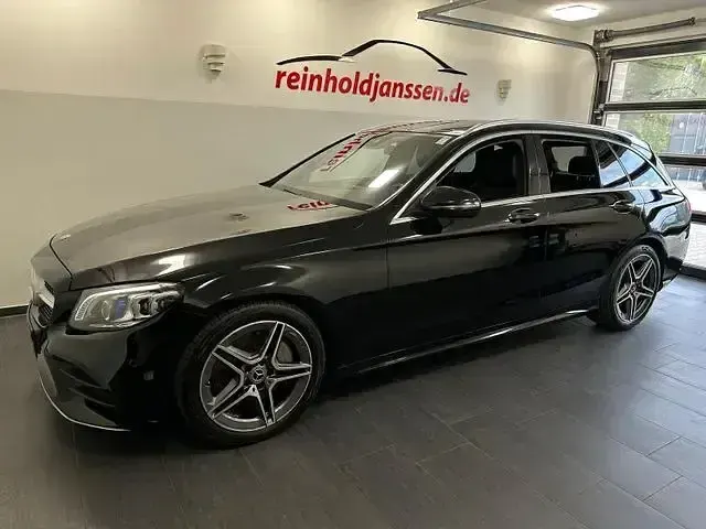 Gebraucht Mercedes C300 AMG 245 PS (180 kW) 2020 Schwarz Limousine