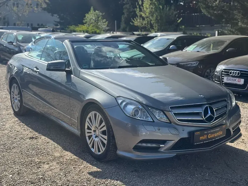 Usata Mercedes E250 204 CV (150 kW) 2013 Argento Cabrio