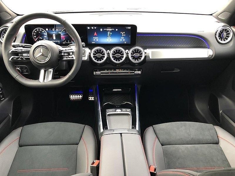 Gebraucht Mercedes GLB220 190 PS (139 kW) 2025 Grau metalliclack mountaingrau SUV