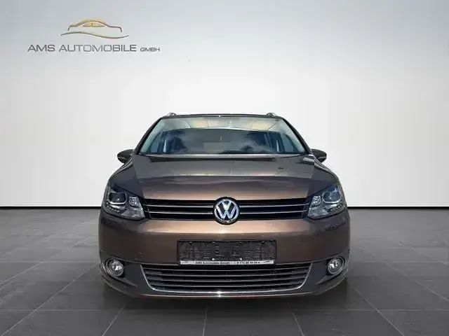 Gebraucht VW Touran Highline 400 PS (294 kW) 2013 Braun Van / Kleinbus