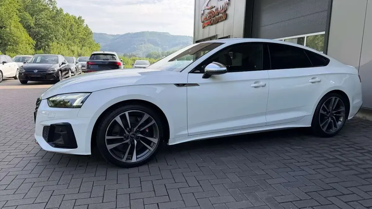 Gebraucht Audi S5 341 PS (250 kW) 2023 Ibisweiss Coupé