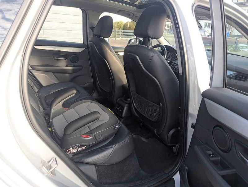 Gebraucht BMW 225 iPerformance 224 PS (164 kW) 2016 Silber Kombi