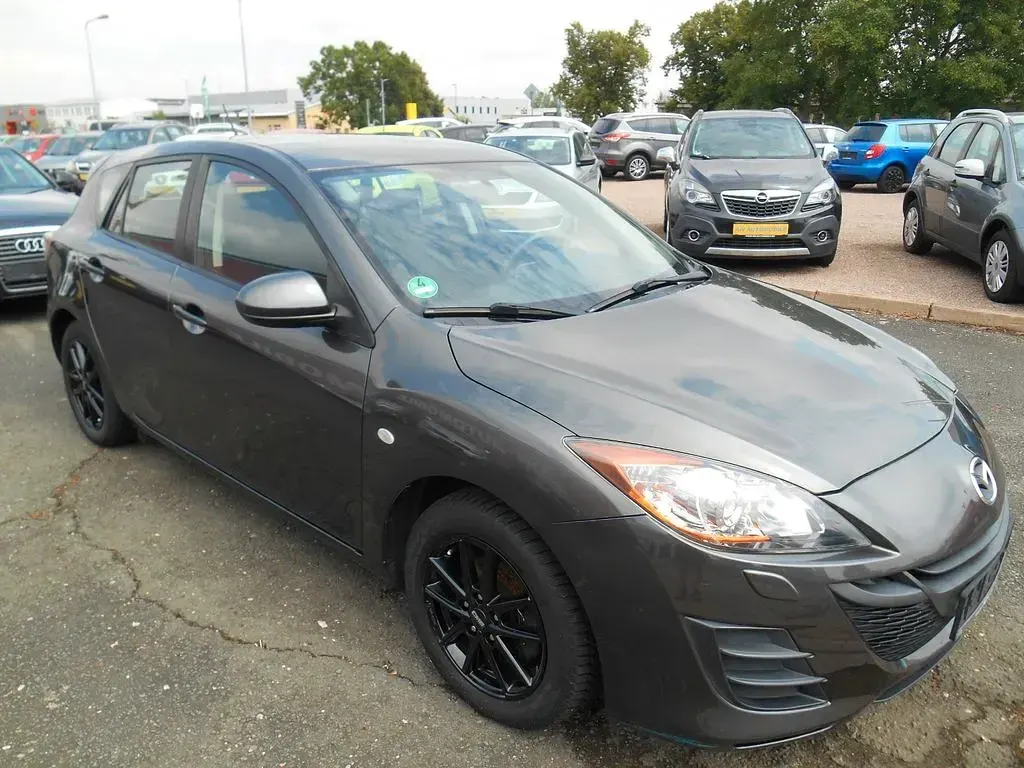 Gebraucht Mazda 3 Prime-Line 105 PS (77 kW) 2012 Grau Limousine