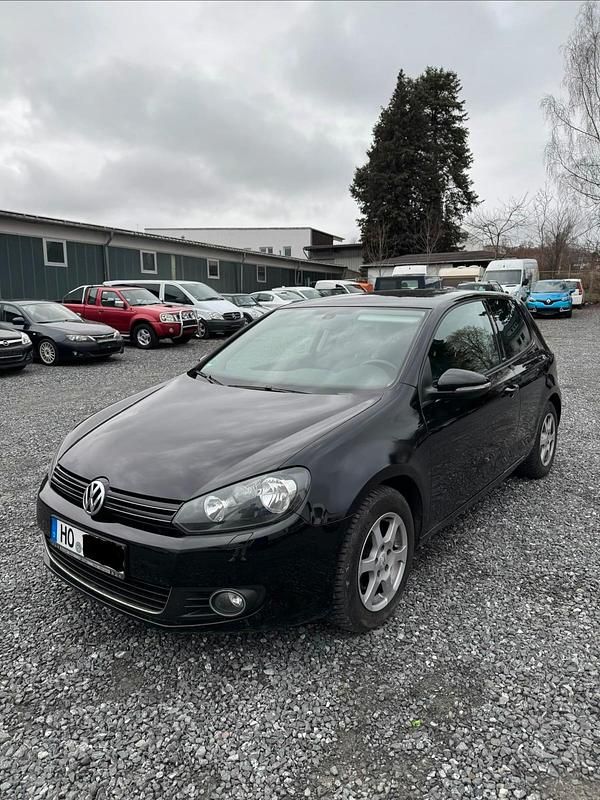 Gebraucht VW Golf VI 86 PS (63 kW) 2011 Schwarz Kleinwagen