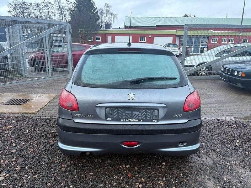 Gebraucht Peugeot 206 Filou 75 PS (55 kW) 2009 Grau Kleinwagen