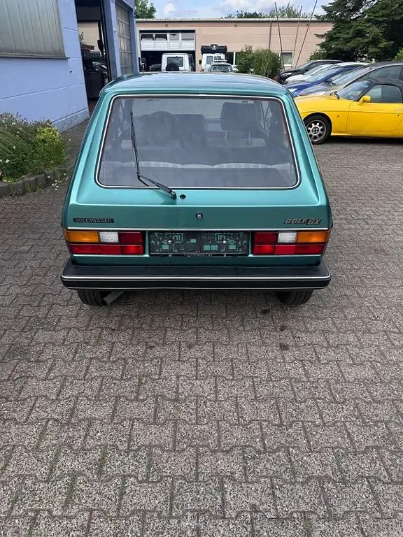 Gebraucht VW Golf I 50 PS (36 kW) 1983 Grün Kleinwagen