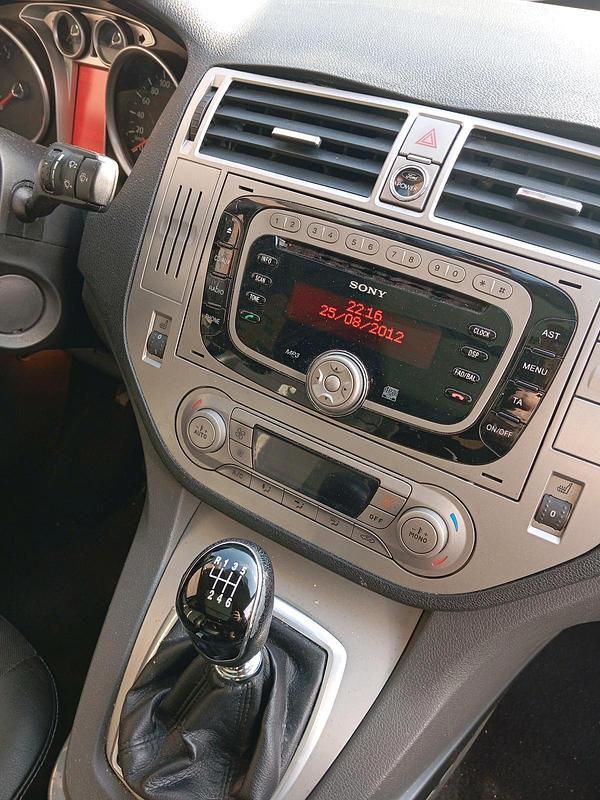 Gebraucht Ford Kuga 140 PS (102 kW) 2011 Schwarz SUV