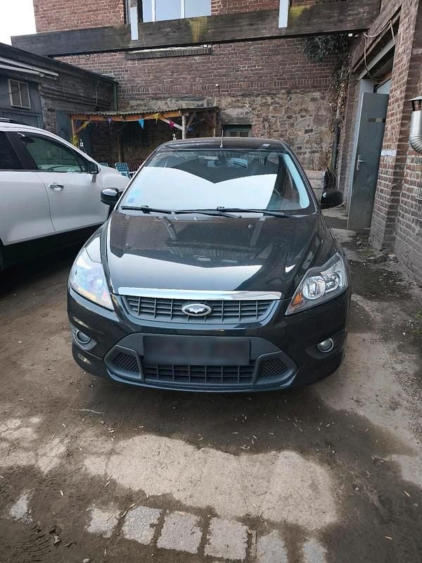 Gebraucht Ford Focus 149 PS (109 kW) 2010 Schwarz Kombi