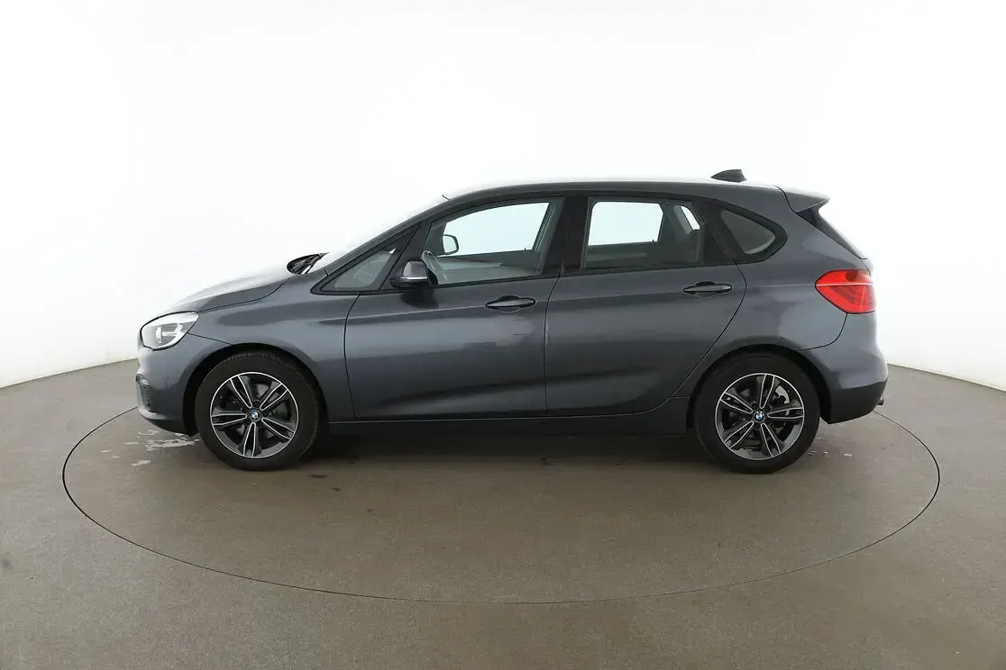 Gebraucht BMW 220 Active Tourer Advantage 192 PS (141 kW) 2017 Grau Van / Kleinbus