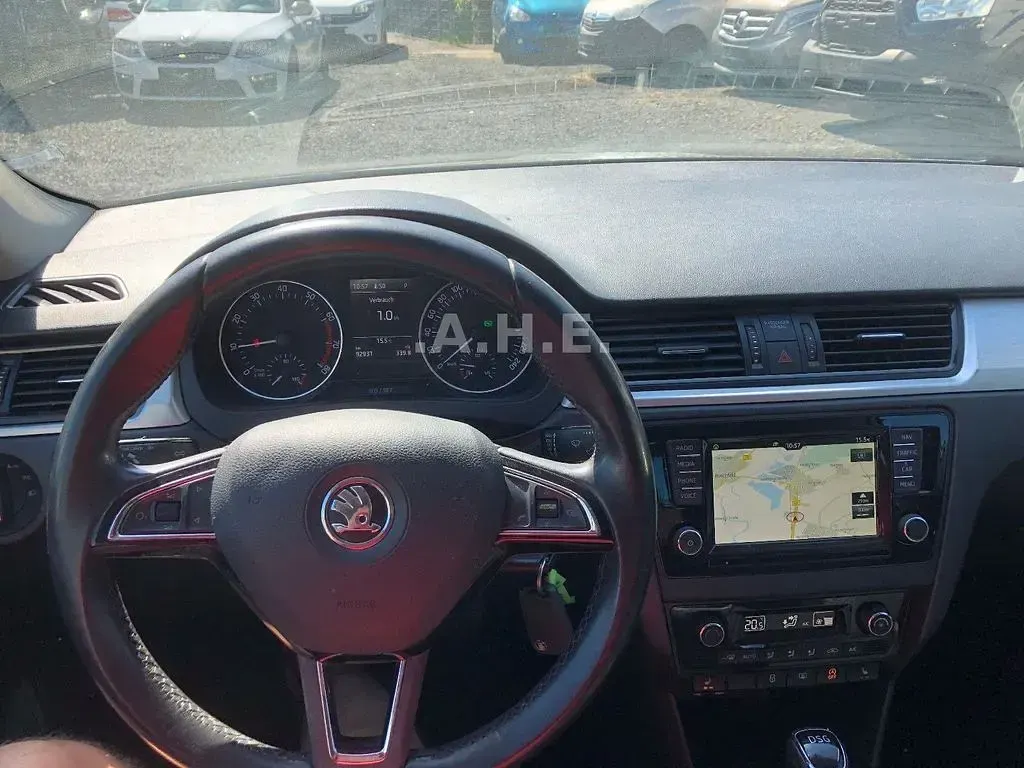 Gebraucht Skoda Rapid Drive 125 PS (91 kW) 2017 Weiß Kleinwagen
