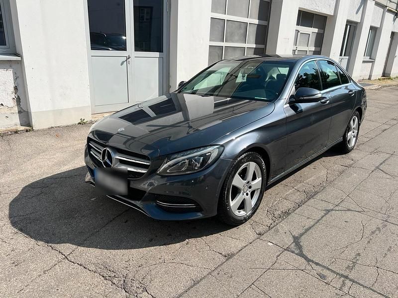 Silber Gebraucht 2014 Mercedes C220 Limousine | 10.999 € (Fairer Preis) - Bild 1/4