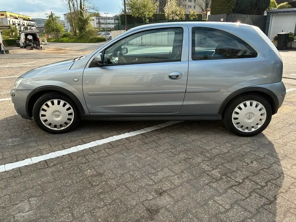 Gebraucht Opel Corsa 80 PS (58 kW) 2006 Grau Kleinwagen