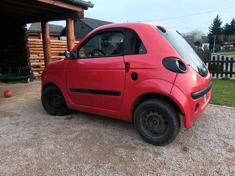 Rot Gebraucht 2014 Microcar Dué Kleinwagen | 5.500 € - Bild 1/4