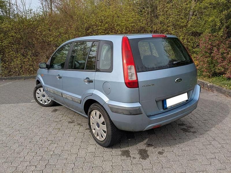 Gebraucht Ford Fusion 80 PS (58 kW) 2007 Blau Kleinwagen
