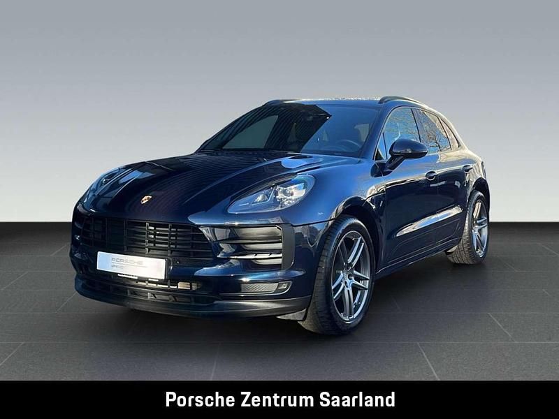 Blau Gebraucht 2021 Porsche Macan SUV | 58.900 € (Guter Preis) - Bild 1/4