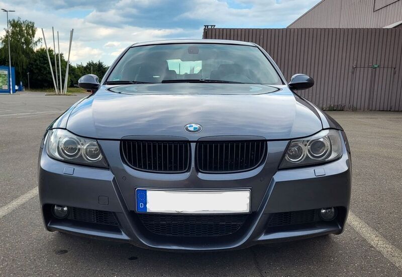 Grau Gebraucht 2007 BMW 330 M Sport Limousine | 6.500 € (Superpreis) - Bild 1/4