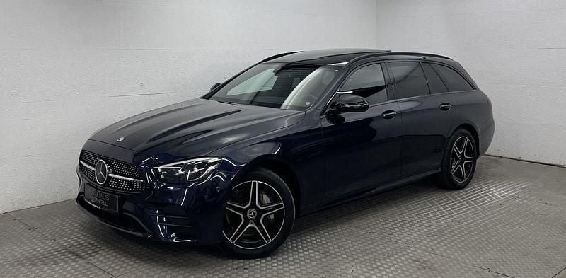 Nautikblau Gebraucht 2022 Mercedes E300 AMG Kombi | 37.400 € (Guter Preis) - Bild 1/4