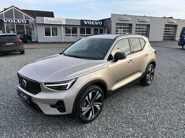 Gebraucht 2024 Volvo XC40 SUV | 46.900 € - Bild 1/4