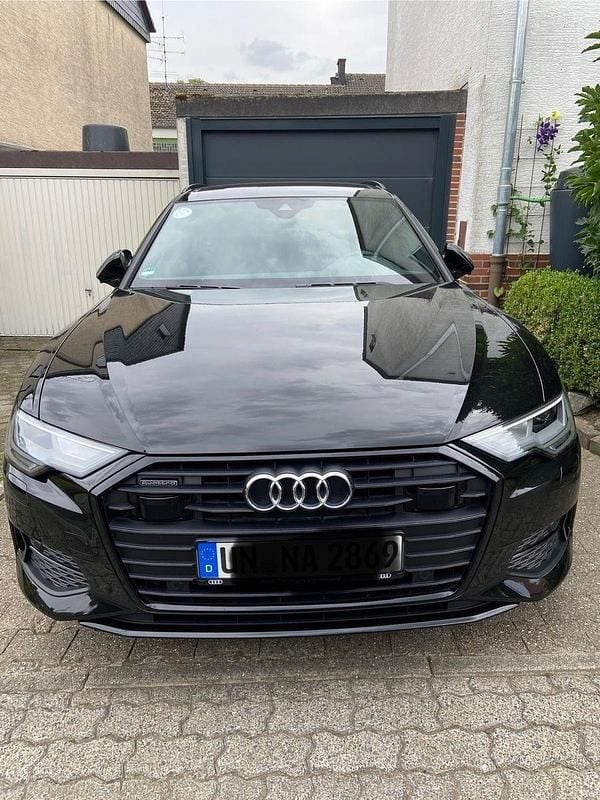 Schwarz Gebraucht 2021 Audi A6 Sport Kombi | 29.500 € (Superpreis) - Bild 1/4