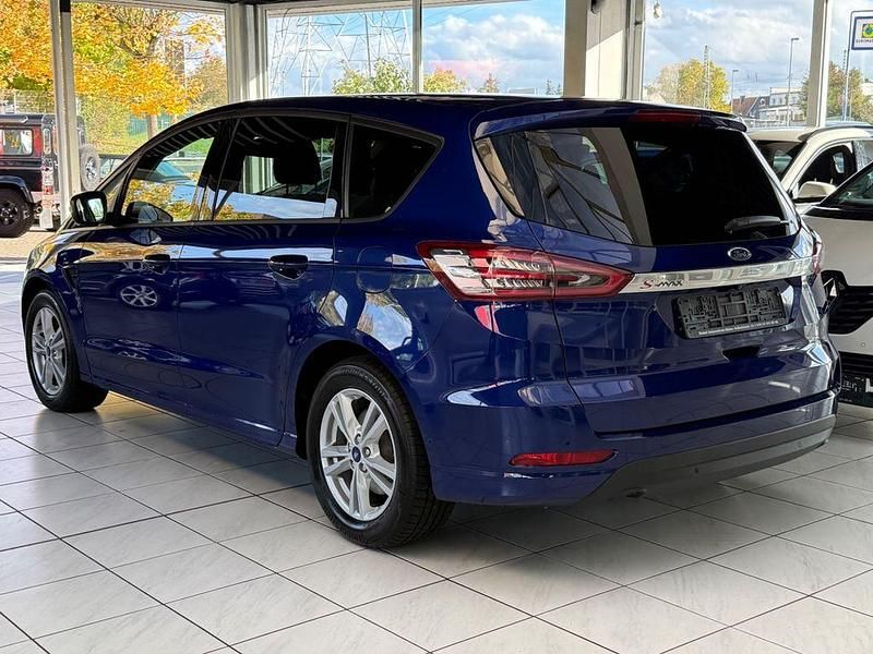 Gebraucht Ford S-MAX Business Edition 160 PS (117 kW) 2017 Blau Van / Kleinbus