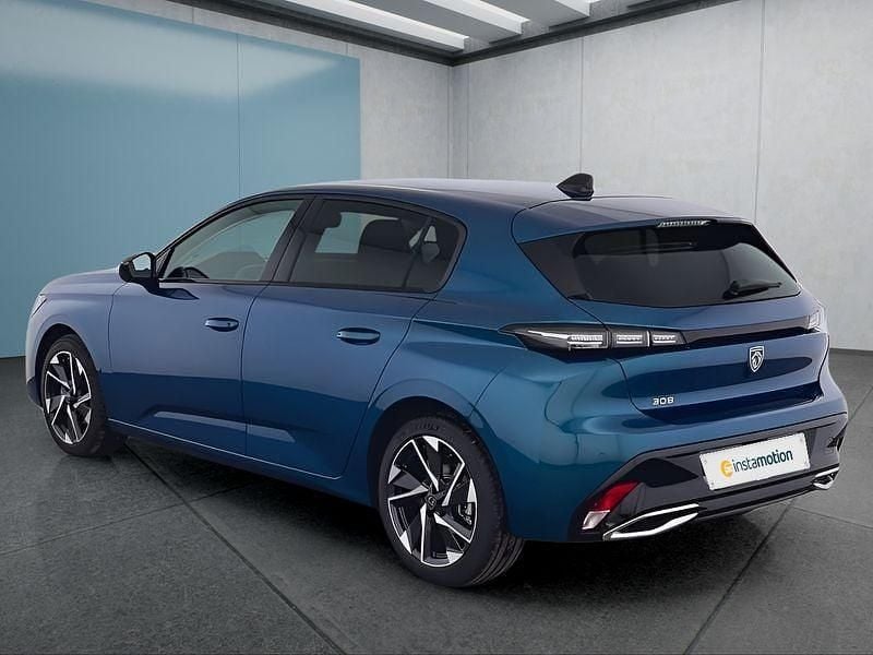 Neu Peugeot 308 Allure 131 PS (96 kW) 2025 Grün Kleinwagen