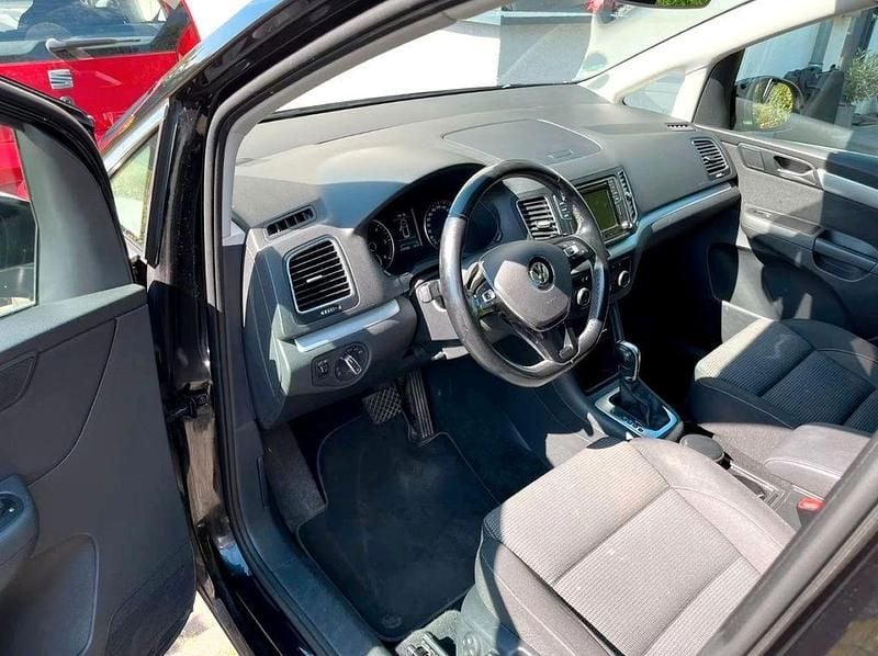 Gebraucht VW Sharan Comfortline 150 PS (110 kW) 2016 Schwarz Van / Kleinbus