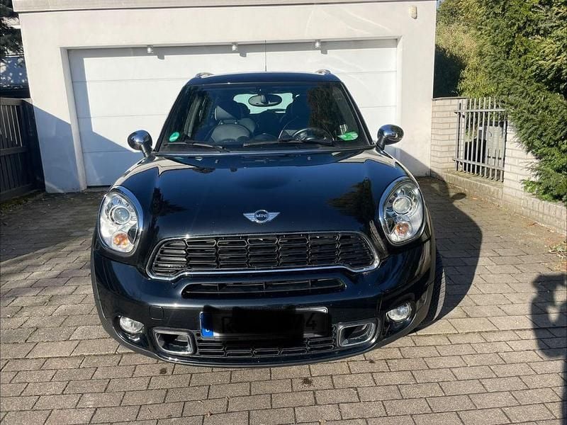 Schwarz Gebraucht 2011 Mini Cooper SD Countryman SUV | 11.100 € (Fairer Preis) - Bild 1/4