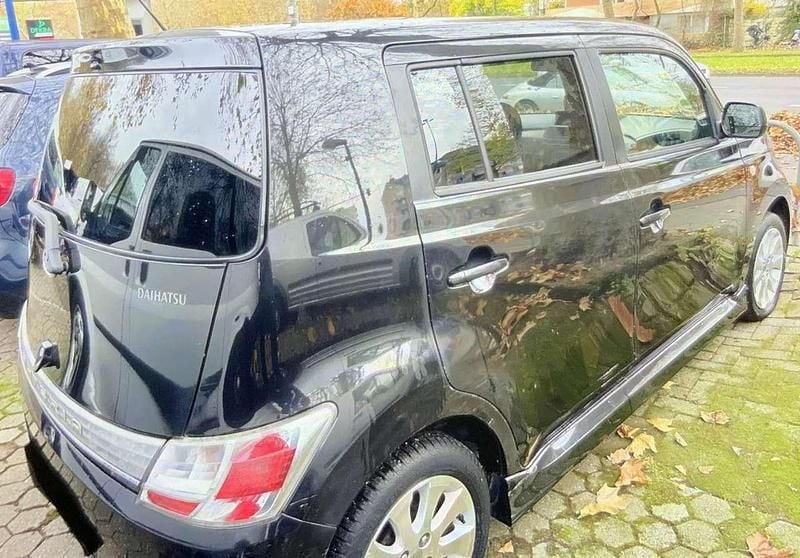 Gebraucht Daihatsu Materia 103 PS (75 kW) 2008 Schwarz Van / Kleinbus