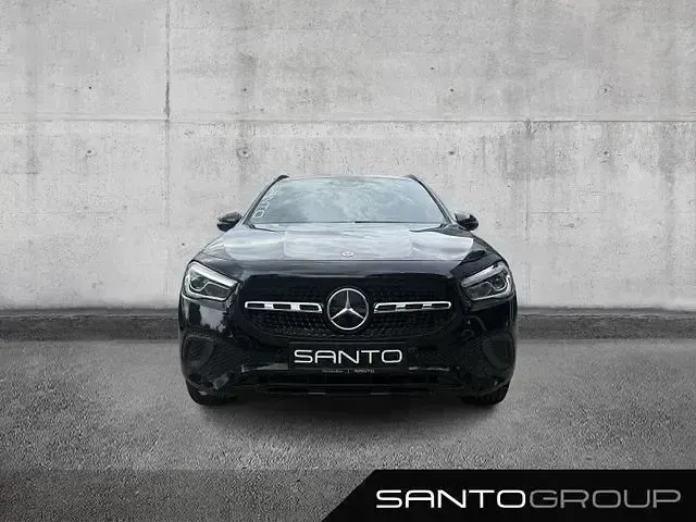 Gebraucht Mercedes GLA200 Progressive 163 PS (119 kW) 2020 Schwarz SUV