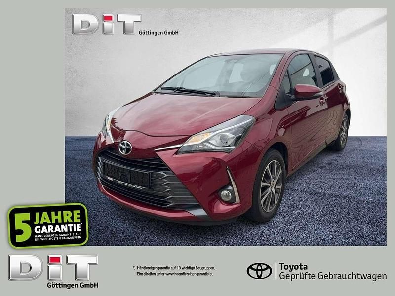Red mc. Gebraucht 2020 Toyota Yaris Team Limousine | 11.990 € (Guter Preis) - Bild 1/4