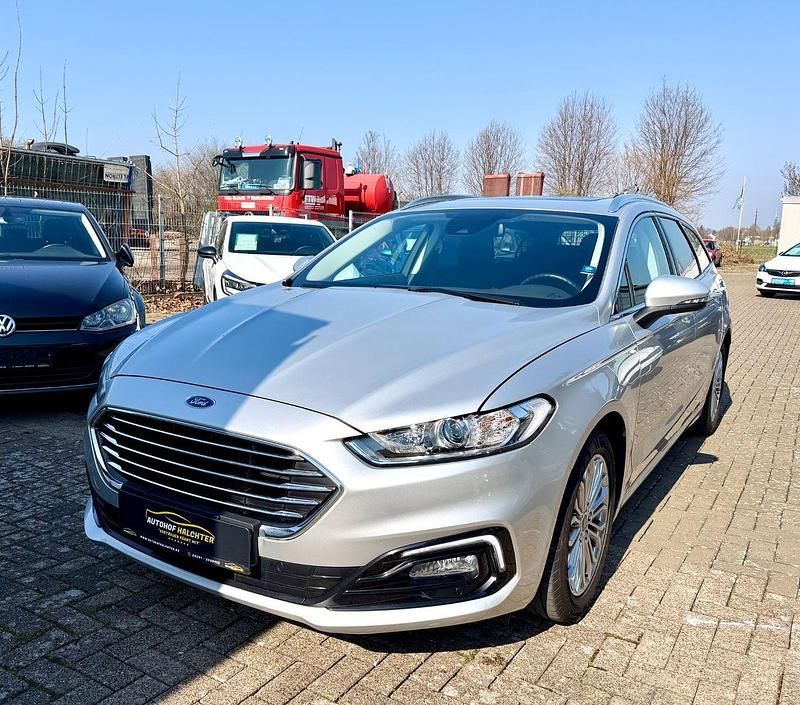 Gebraucht Ford Mondeo Titanium 150 PS (110 kW) 2022 Silber Kombi