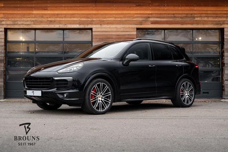 Schwarz Gebraucht 2016 Porsche Cayenne S SUV | 39.950 € - Bild 1/4