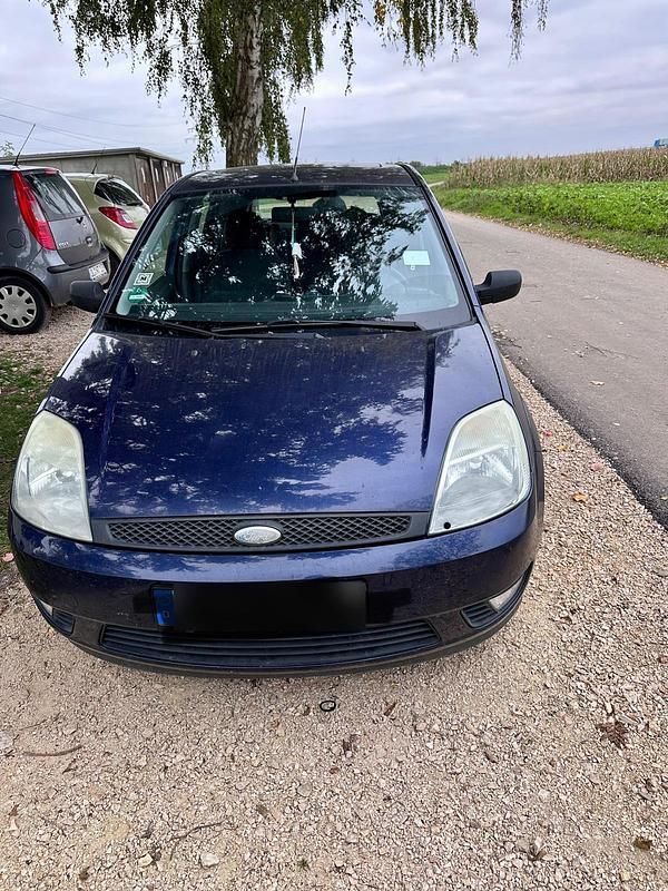 Gebraucht Ford Fiesta 69 PS (50 kW) 2003 Blau Kleinwagen