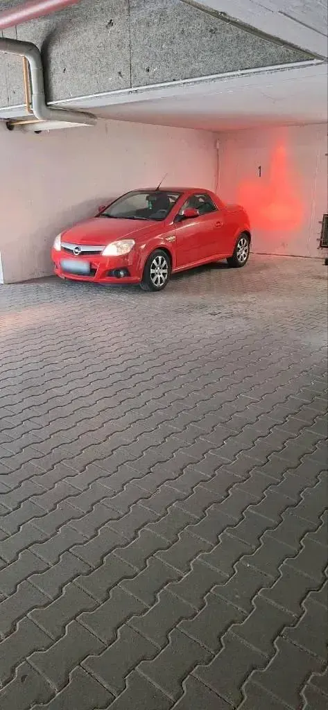 Gebraucht Opel Tigra 90 PS (66 kW) 2004 Rot Cabrio