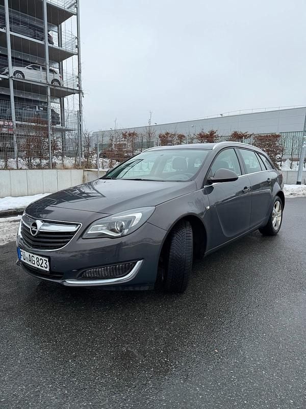 Grau Gebraucht 2016 Opel Insignia Kombi | 6.499 € (Guter Preis) - Bild 1/4