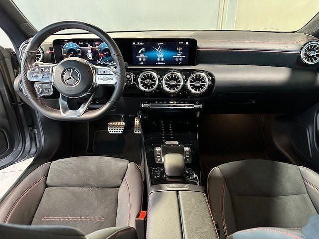 Gebraucht 2023 Mercedes CLA200 | 37.900 € (Fairer Preis) - Bild 1/4